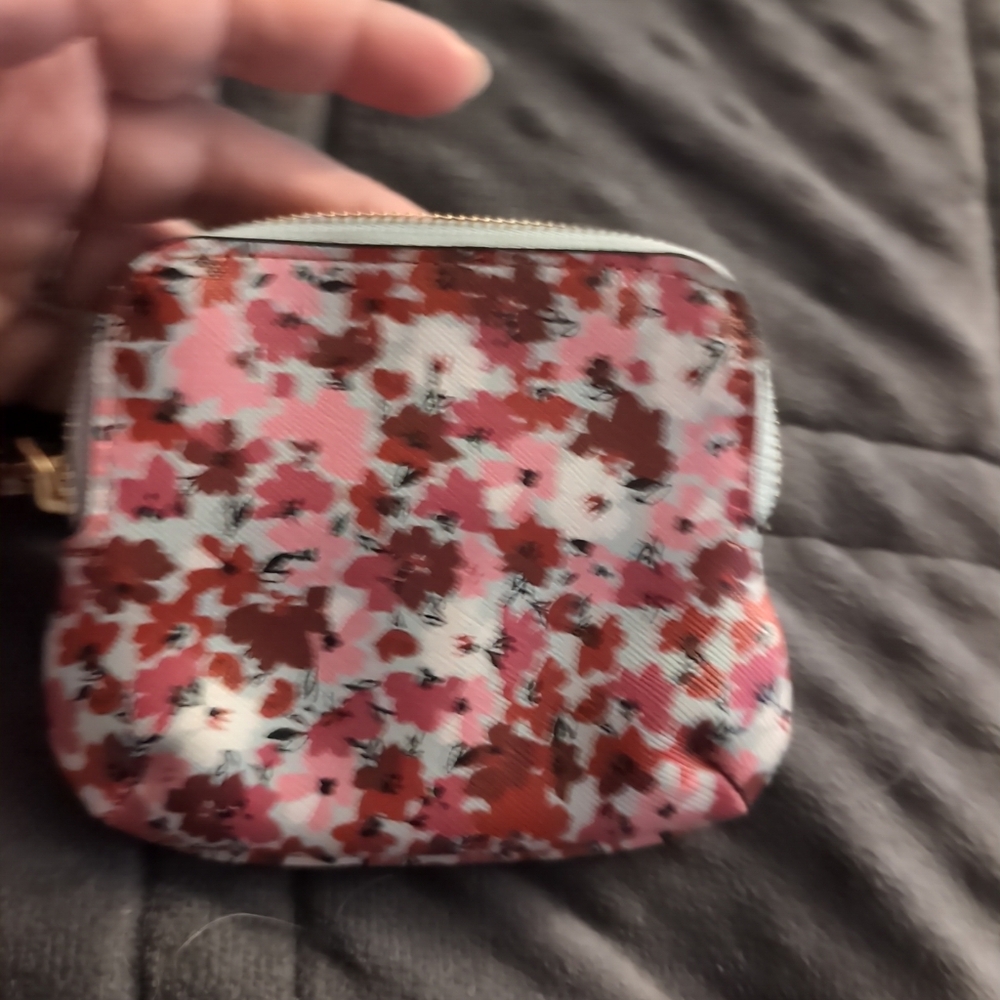 Wallet - Picture 3 of 5